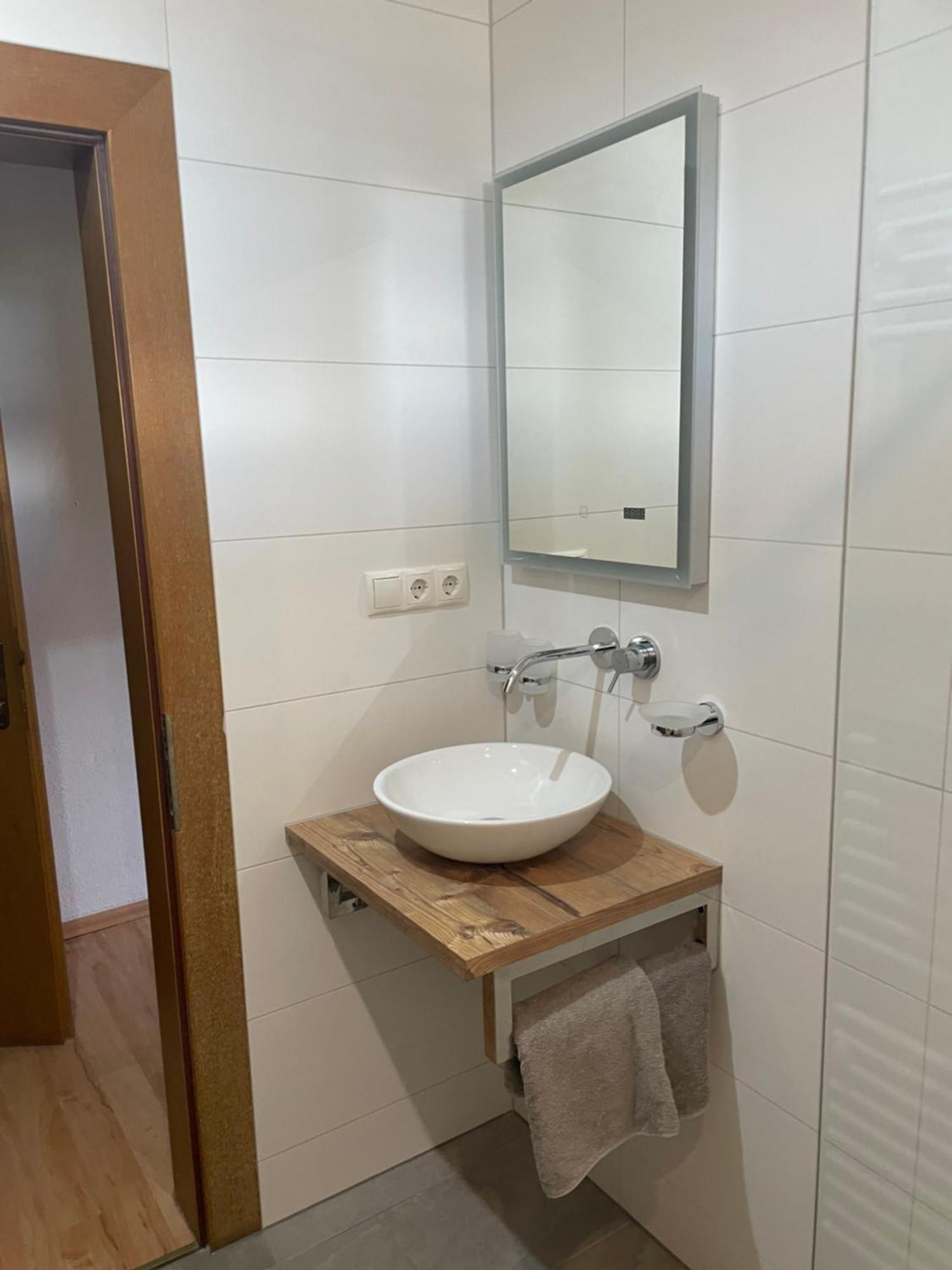 Landhaus Peer Innsbruck Ngoại thất bức ảnh